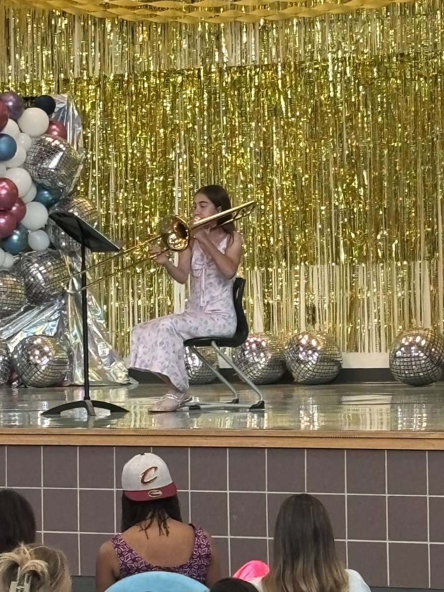 Christina McLain tweet media