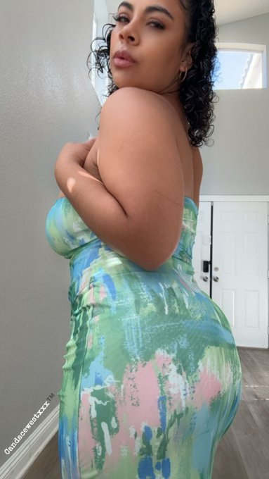 2 pic. Headed 2 my sneaky links house could be urs ? https://t.co/QVBKSgrXnO