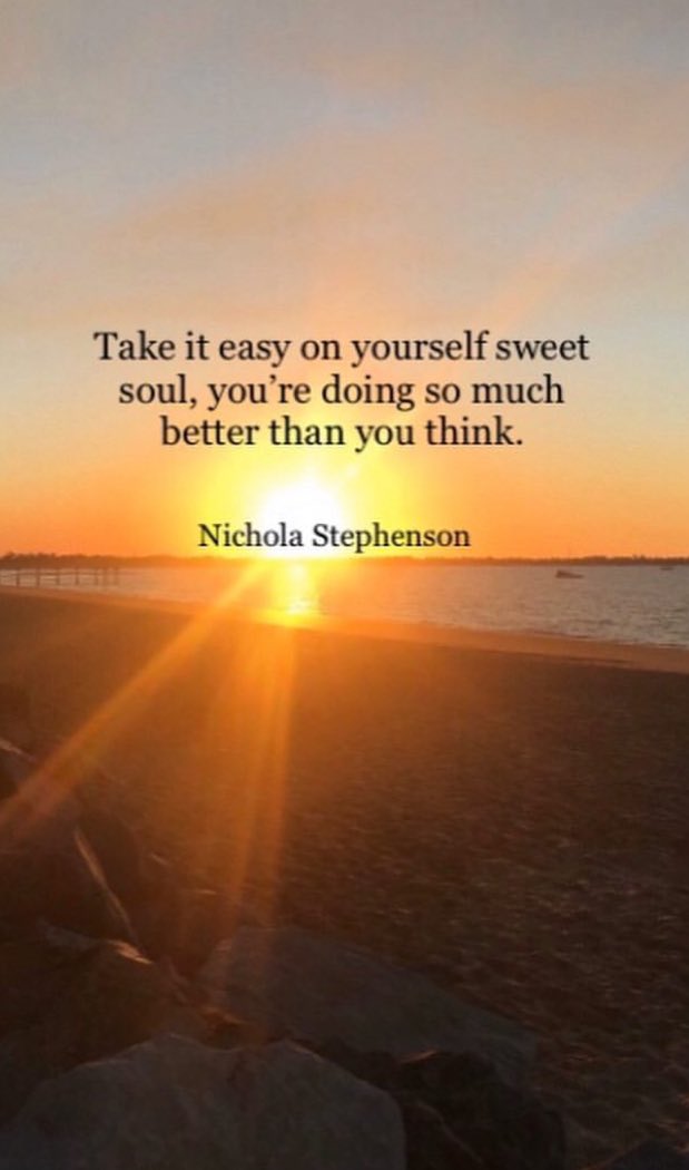 Take it easy on yourself sweet soul, you’re doing so much better than you think 

#positive #mentalhealth #mindset #joytrain #successtrain #thinkbigsundaywithmarsha #thrivetogether 
#notetoself