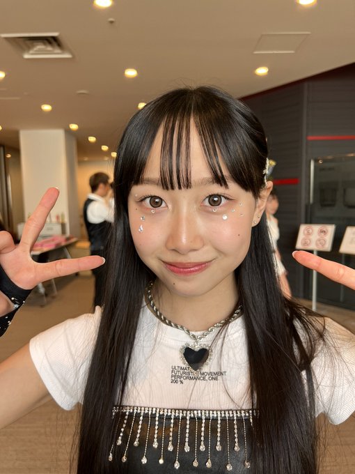 NananeのTwitter画像27