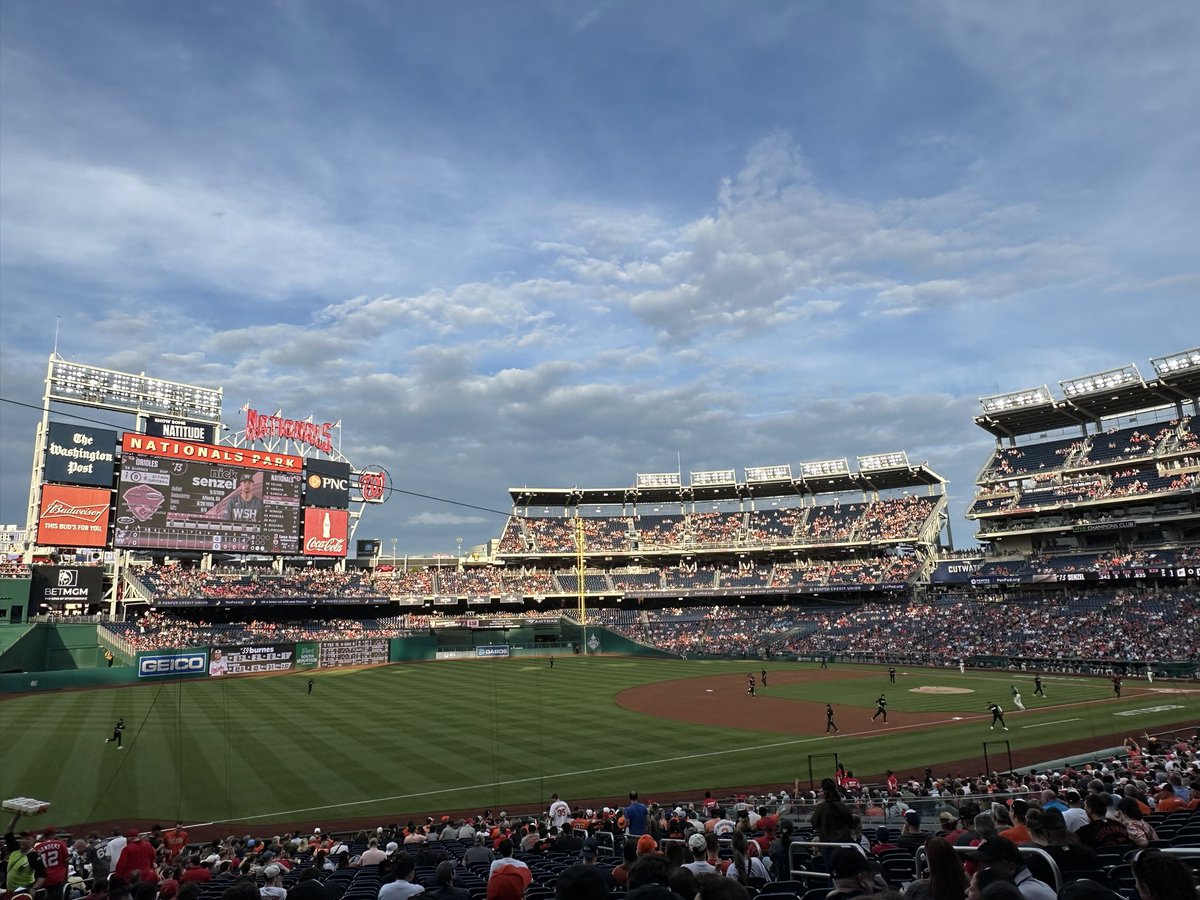 Pumped for City Connect night with #Orioles v Nats… Also, finally here! MLB ballpark No. 32 for me! (St. Louis & San Diego left) #Birdland #natitude