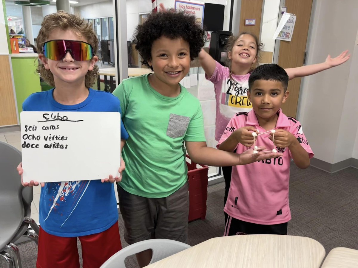 Our exceptional Dual-Language second graders from Timber Lakes Elementary constructed a variety of 3D shapes and described them in Spanish! Your teamwork and bilingual learning are inspiring! #AdaptableLearner #WeAreSplendora