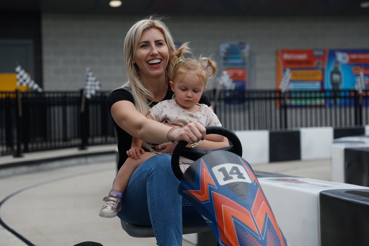 Kicked of the first race weekend in May with a visit to @TCMIndy to race some young fans… the girls got behind the wheel too! #INDYCAR #ThisIsMay