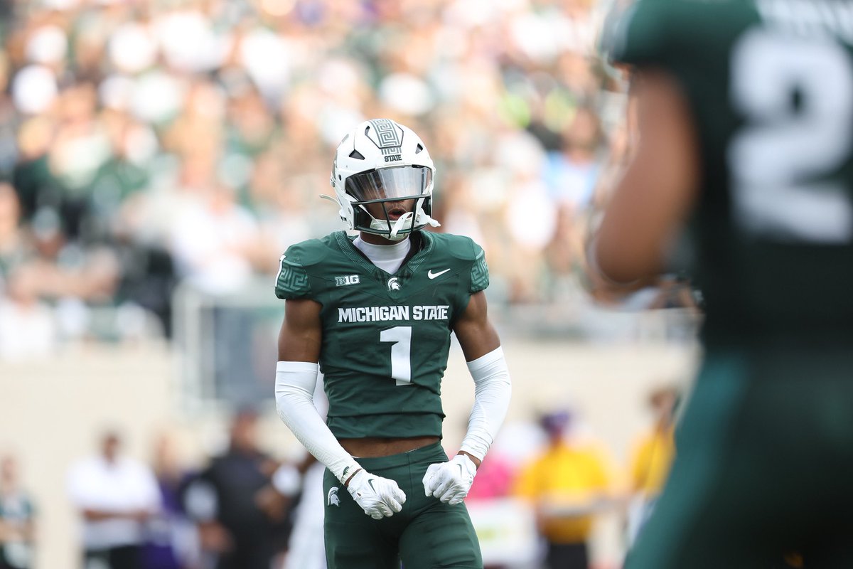 Ex-Michigan State standout safety Jaden Mangham is expected to visit Ohio State this weekend, Nebraska starting next Monday and Michigan next weekend, sources tell @247Sports. The former four-star recruit had 52 tackles and four interceptions as a sophomore last season.…