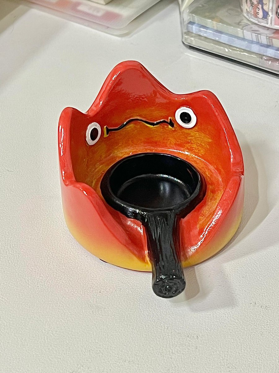 johnxtren's tweet image. I really like Hal’s heart that my friend gave me! !