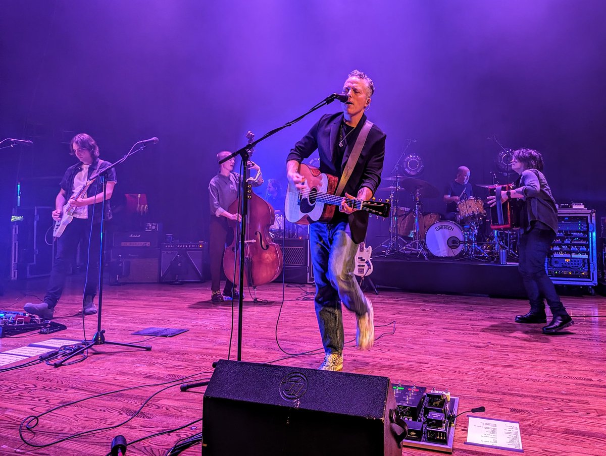 We had to wait a few months for this one, but it was well worth it. @JasonIsbell and the 400 Unit at the #SOLDOUT @libertyhall in #LFK! #kcconcerts #JasonIsbell