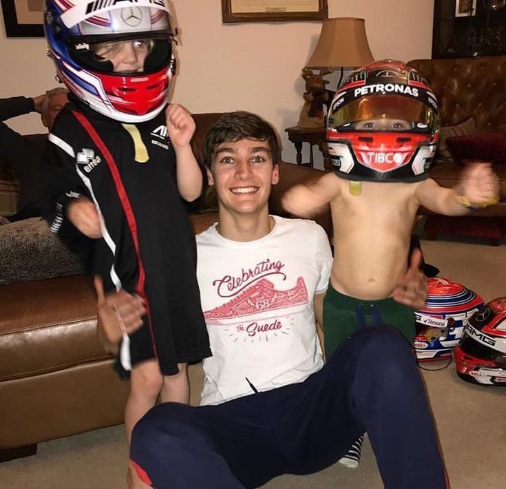 me robaron los cascos!!