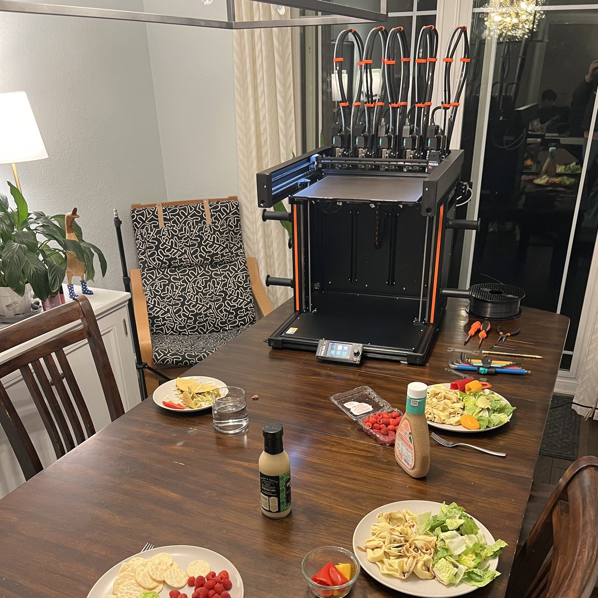 I guess it’s our dinner guest 😆 
#prusa #prusaxl #3dprinting #3dprinter