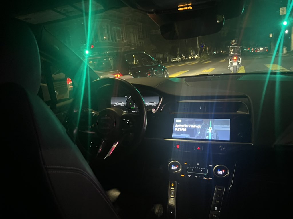 _mwc's tweet photo. It continues to be awe inspiring each time I ride home in a @Waymo #liveinthefuture https://t.co/L7IQDitQkv