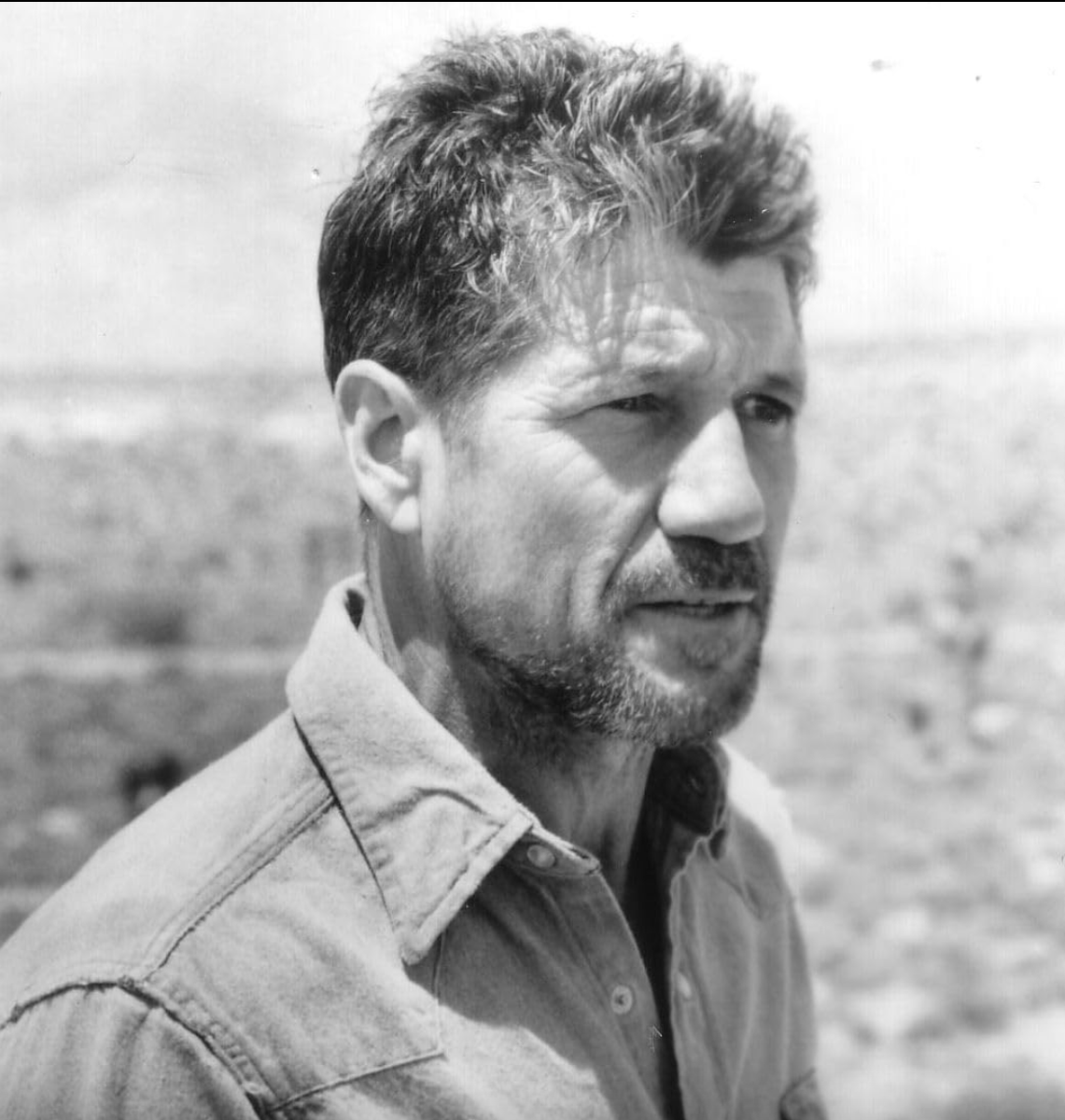 We lost #FredWard 2 years ago. Remembering him today as a great actor and colleague. Ward was in 2 of our films, #CastADeadlySpell and #Tremors.