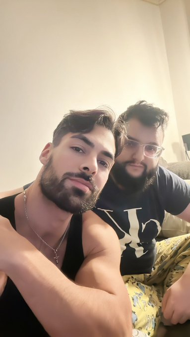 31 years old .. Grateful to still be able to breathe and enjoy the simplest things in life ❤️🫶like spending<a href="/tag/lafashionweek"class="tags"><span>#lafashionweek</span></a>