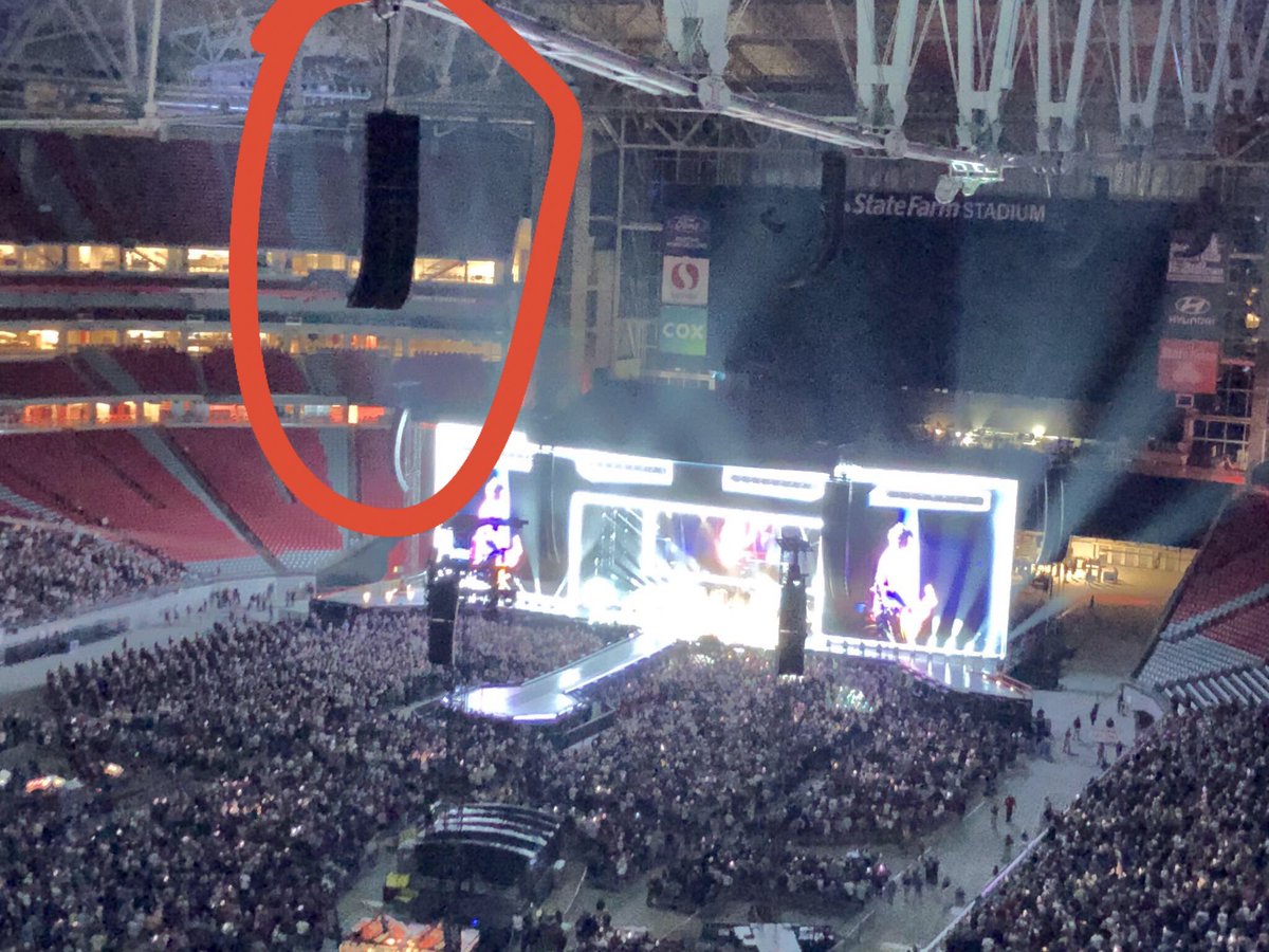 GalvezHector's tweet photo. @RollingStones Turn ON the Delays!!!! The audio here is a crap!!!!! 🤷🏻‍♂️🙄 https://t.co/5i4wWhXpZ4
