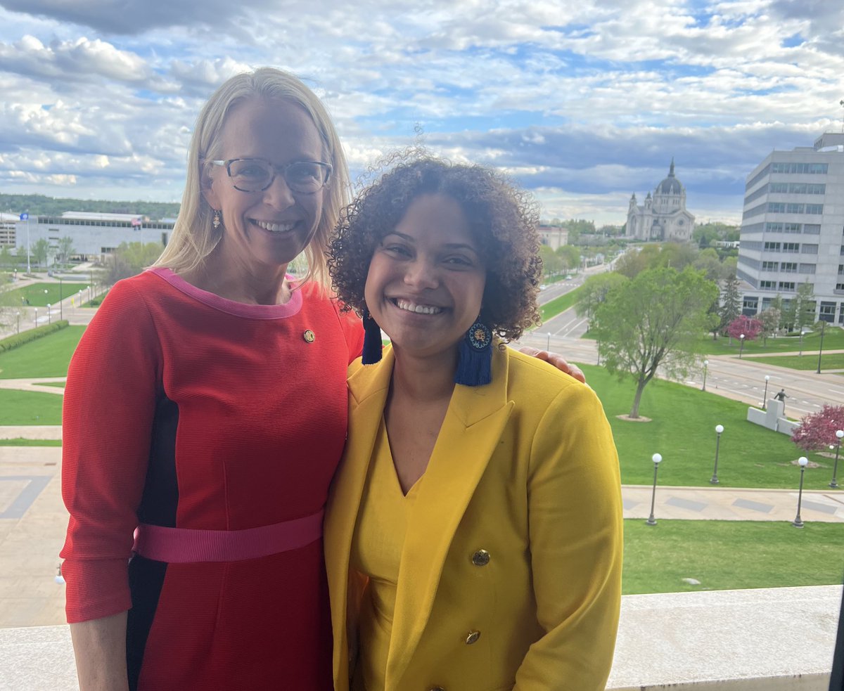 We finished Monday’s floor session at 4 am on Tuesday, so Senator @ClareOumou and I returned in bright colors to power us through Tuesday’s floor session! #Teamwork #stamina #SD45 #mnleg