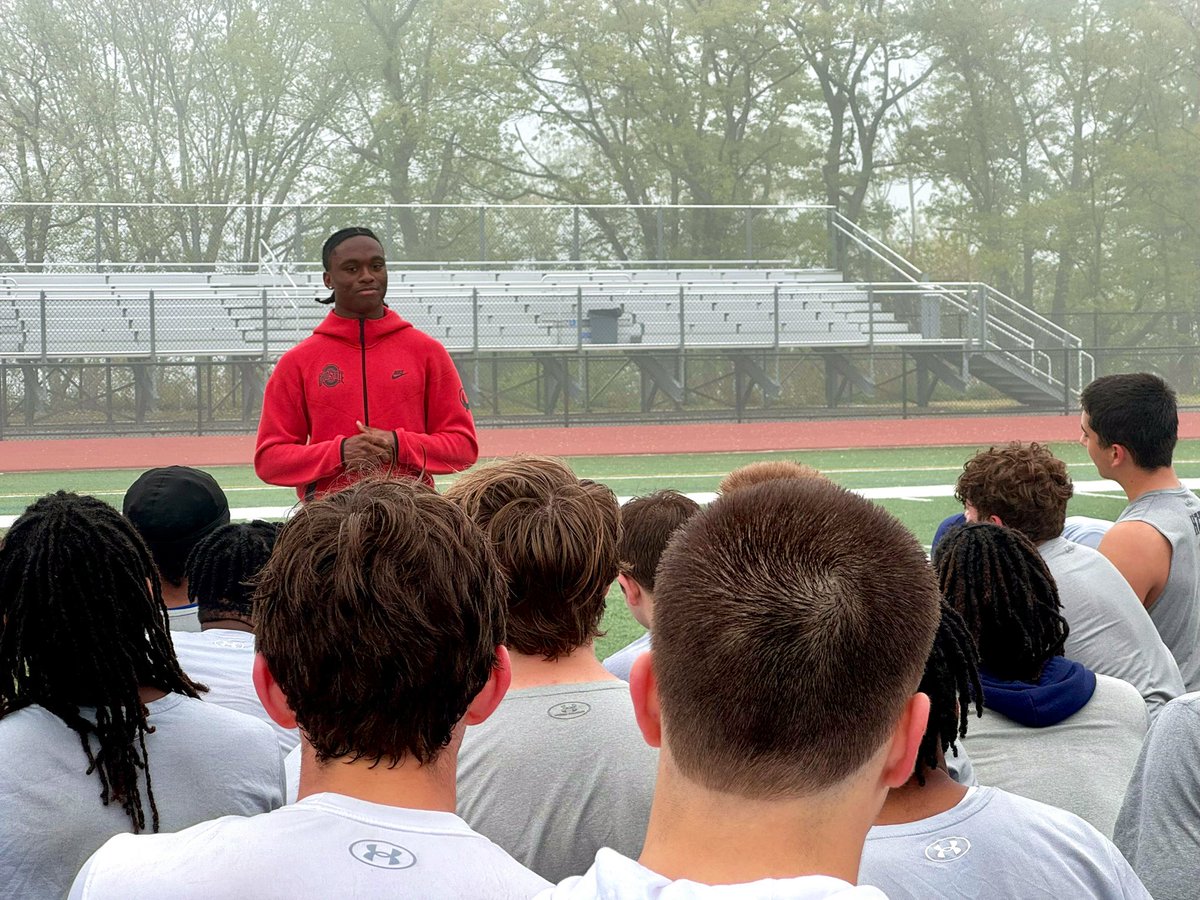 Jaylen McClain (@Jaylenmcclain08 ) stopped by workouts last week and gave the team some great words of wisdom!