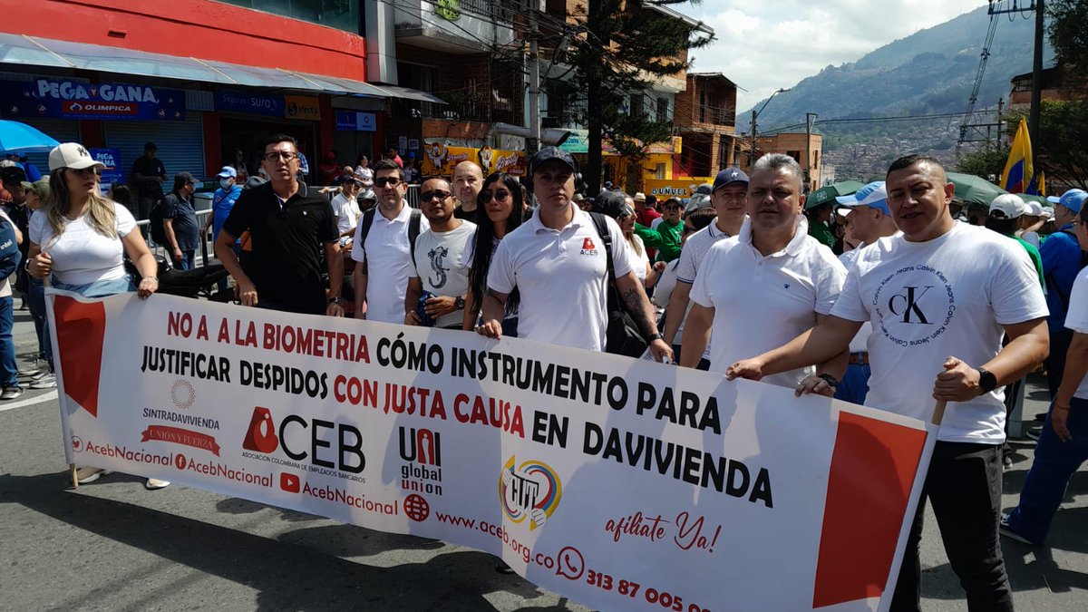 acebnacional's tweet photo. #VotacionAHuelgaEnDavivienda  ¡Por un ambiente laboral seguro y saludable, votación a huelga en Davivienda! @Davivienda @PalmaEdwin @wilsonariasc @acebnacional https://t.co/TAuYJmpi2Z