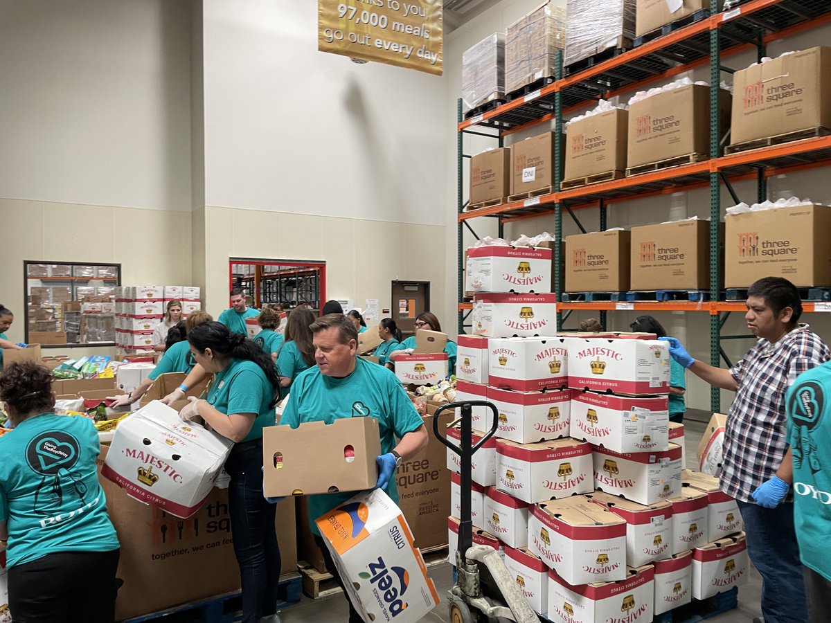 Recently, team members from Cannery, Aliante and Suncoast teams showed up in full force to lend a hand at Three Square Food Bank. Making a difference, one meal at a time! 🍽️ ❤️