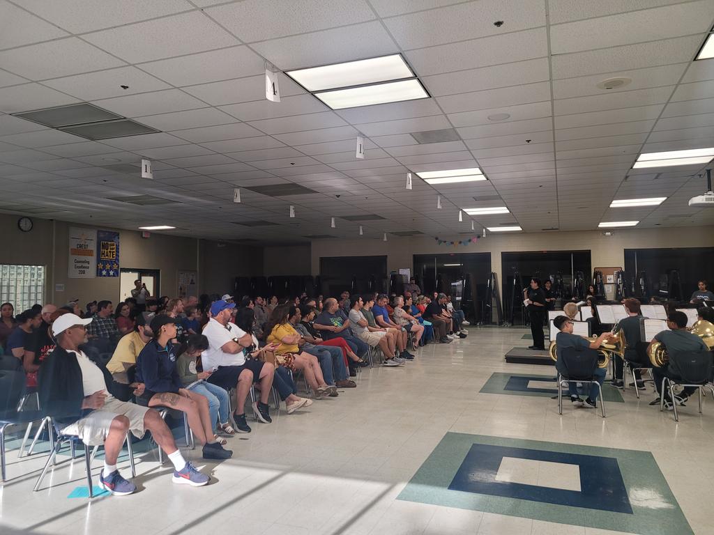 Full house at the @NISDStinson Beginner Band Spring Concert. Thank you to our parents and Mr. Melendez, our outstanding band director for all your support. #skyhawkpride @NISDFineArts