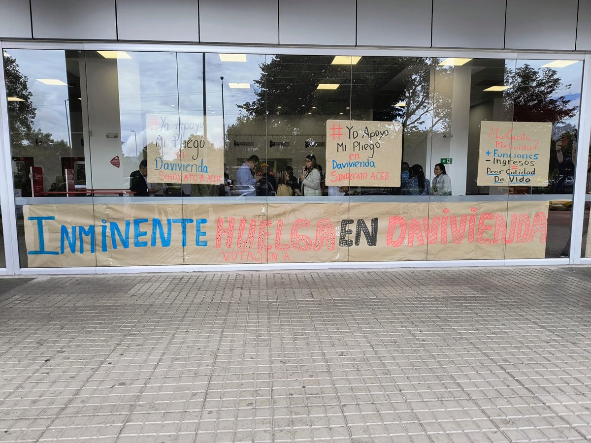 acebnacional's tweet photo. #VotacionAHuelgaEnDavivienda ¡Basta de precarización laboral, queremos condiciones justas en Davivienda! @Davivienda @PalmaEdwin @MafeCarrascal @acebnacional @NoticiasUno @RTVCnoticias https://t.co/7fK42rvzZb