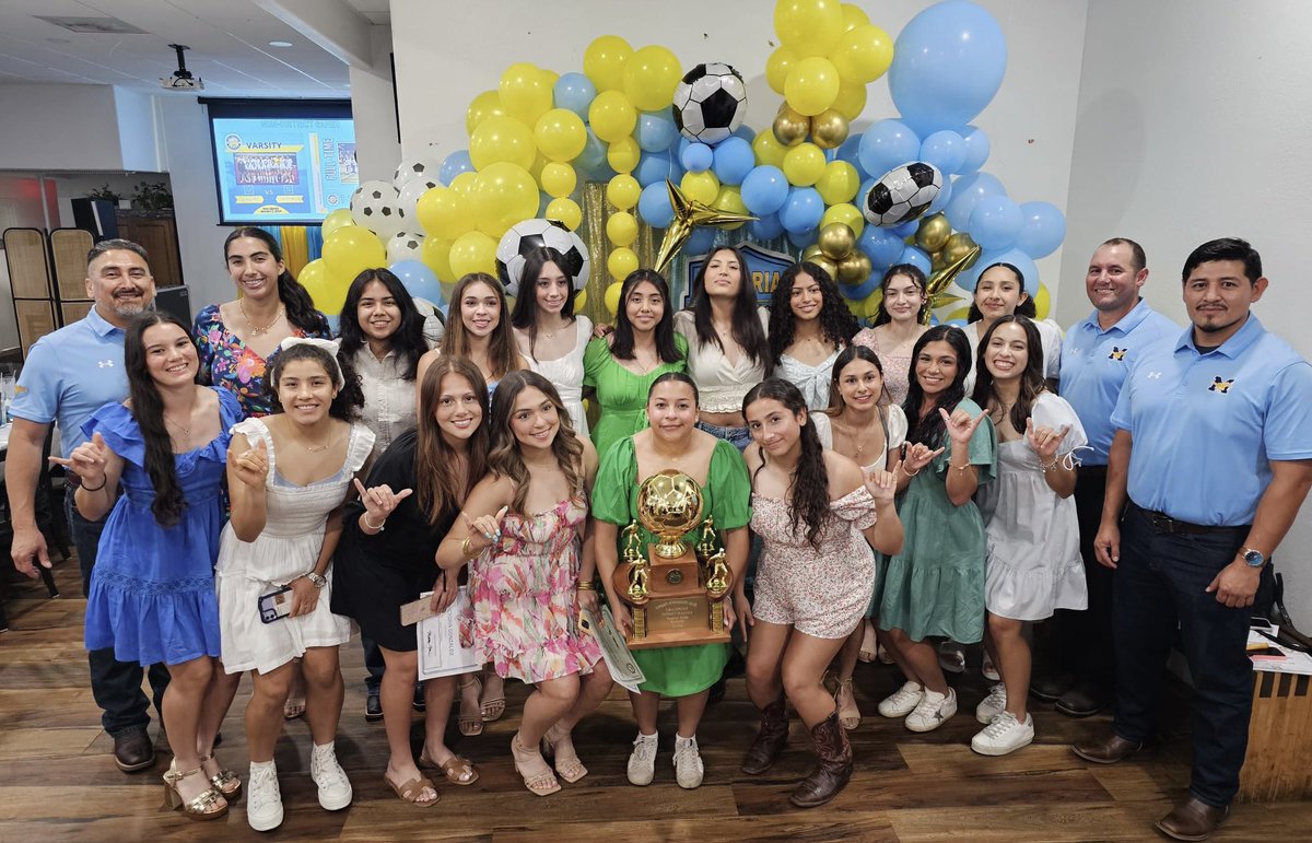 Varsity celebrated the season on Weds! Thank you, Rebecca’s Mexican Restaurant, for a great banquet. Thank you, soccer booster, sponsors, parents, coaches, trainers, & admin. @saac2105, @KarenTOviedo, Nicole, & Jade- we’ll miss you. @Pride_Mustangs @mospatterson @McAllenMemorial