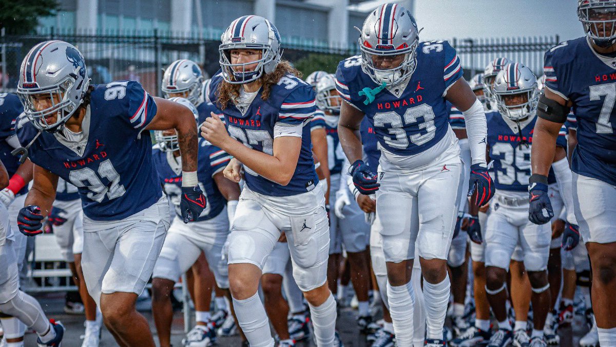 After a great conversation with @Ky3fOUR I am blessed to receive an offer from Howard University!!! @HUBISONFOOTBALL @ZLendyak @RidgeCatawba