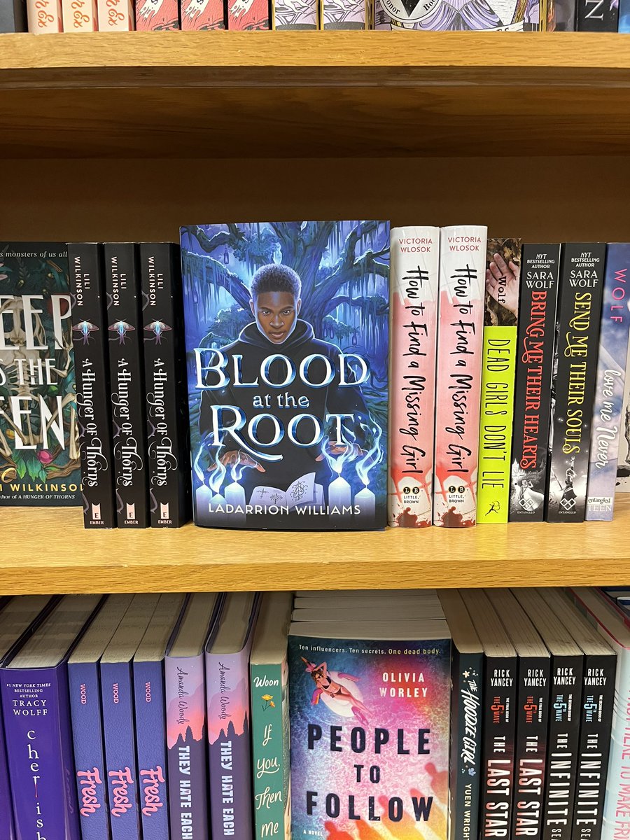 Yesssss I finally have Blood At The Root in my hands!!!!!! I can’t wait to read. And it’s already so amazing seeing this book already in the bookshelves at my local bookstore #BlackTwitter #authorscommunity #BlackWriters #yafantasy @ItsLaDarrion