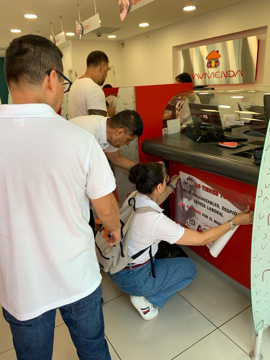 jamercarrillo68's tweet photo. #VotacionAHuelgaEnDavivienda ¡No más falsos positivos disciplinarios! @Davivienda @PalmaEdwin @UNIGlobalFin @yezidgarciaa @acebnacional https://t.co/JWsEsA2A68