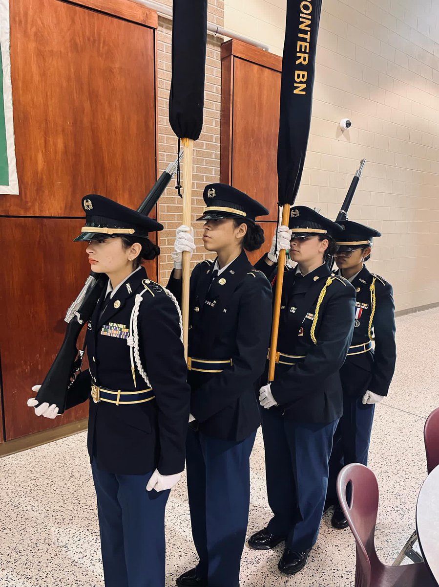 HOOAH! All female Color Guard presenting the colors at Scholarship Night! Way to go Cadets! 

#PointerBattalion #PointerNation #OneTeamOneFight #VBHSJROTC