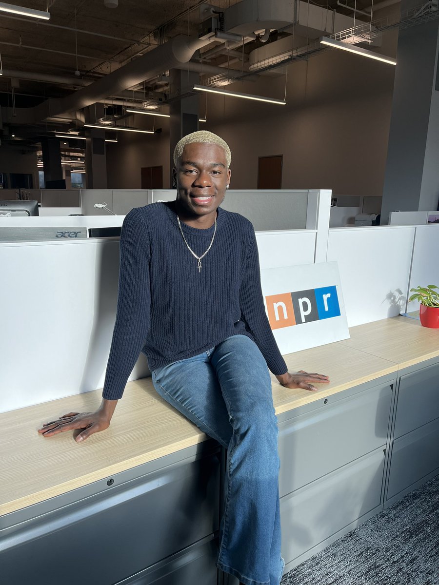 corey antonio rose (@coreyarose) on Twitter photo ✨some professional news✨
I am <a href="/NABJ/">#NABJ Headquarters ✊🏾🖊️🎙️💻 📷 🎥 📝 🔈</a>’s 2024 Emerging Journalist of the Year!! Thanks so much to my amazing colleagues, peers, and mentors for the guidance and support! ✨some professional news✨
I am <a href="/NABJ/">#NABJ Headquarters ✊🏾🖊️🎙️💻 📷 🎥 📝 🔈</a>’s 2024 Emerging Journalist of the Year!! Thanks so much to my amazing colleagues, peers, and mentors for the guidance and support!