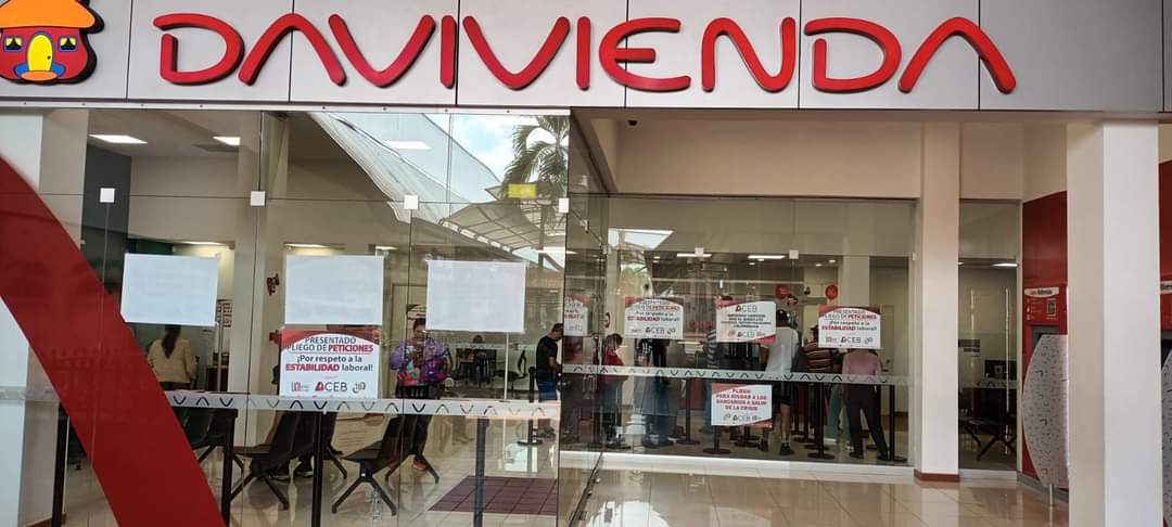 Wiljero's tweet photo. #VotacionAHuelgaEnDavivienda ¡Exigimos garantizar participación en las elecciones de comités copasst y convivencia! @Davivienda @PalmaEdwin @UNIGlobalFin @yezidgarciaa https://t.co/Zc6NxwbBMd