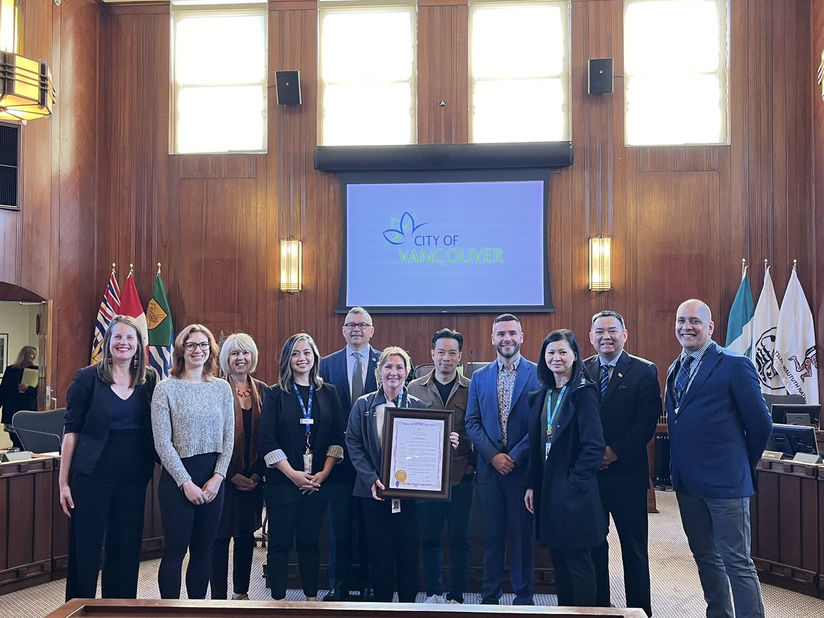 LennyNanZhou's tweet photo. Thrilled to welcome a group of incredible nurses from @BCChildrensHosp, @BCWomensHosp, @BCCancer, VGH, SPH, from @PHSAofBC, @VCHhealthcare & @Providence_Hlth to the council chamber! It's wonderful to reconnect with my old friends.

It was my great honor to work alongside such dedicated frontline caregivers in the past. Your commitment, strength, professionalism & kindness make a profound impact every single day. Thank you for your unwavering dedication to providing exceptional care to our community.

Proud to facilitate such a proclamation from @CityofVancouver, a city that deeply values & appreciates the invaluable contributions of nurses. 

Happy Nursing Week to all the amazing nurses! We love you! ❤️🧑‍⚕️👨‍⚕️🏥