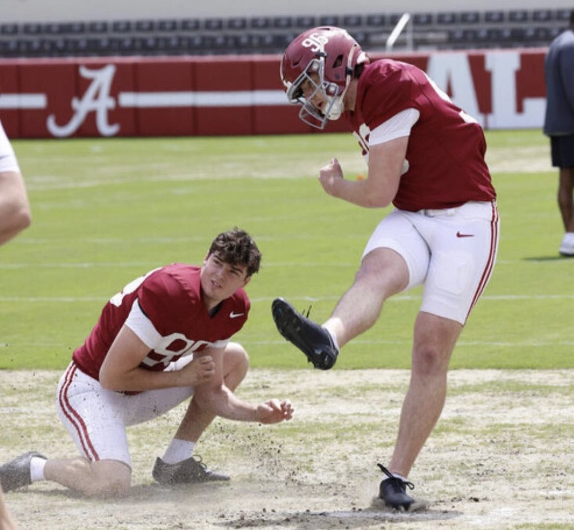 Alabama place kicker Reed Harradine has committed to Grambling State, his NIL agents at @APSportsAgency tell @On3sports. on3.com/transfer-porta…