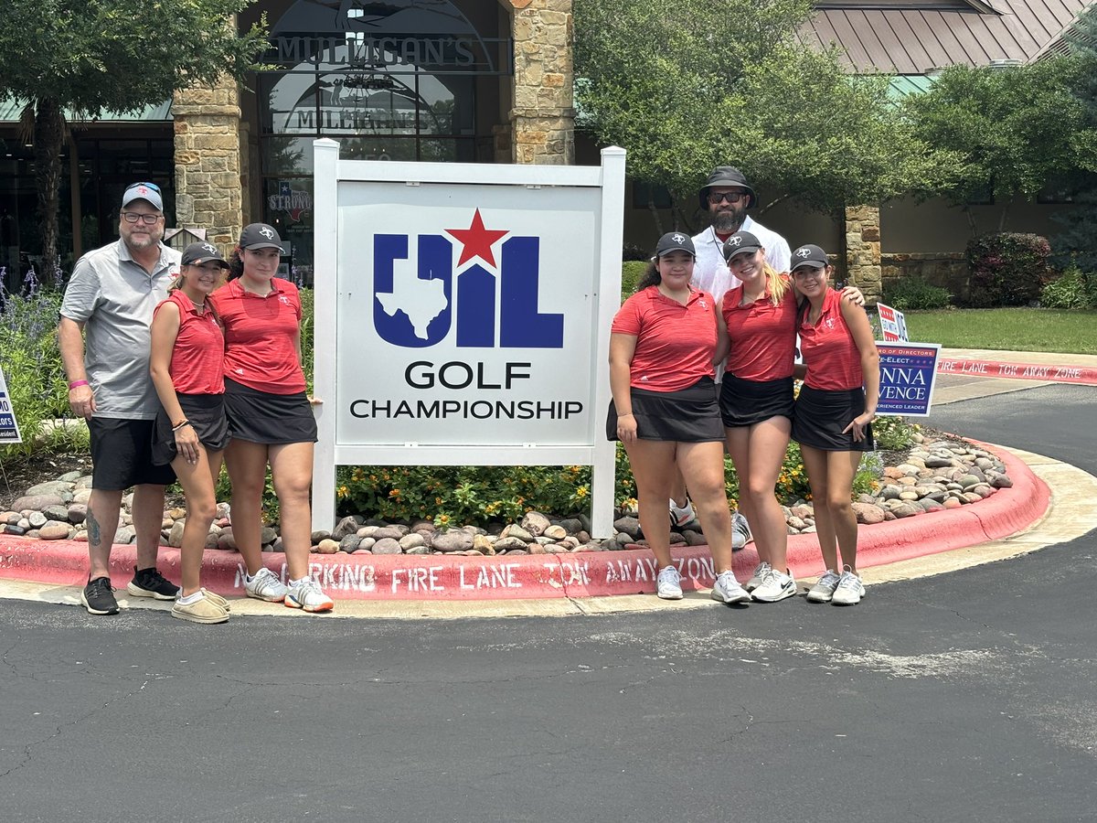 Have a year @TomballHSGolf!!! Super proud of you ladies!!! This is just the beginning! #StateFinalists #GolfSchool @THS__athletics @TISDTHS @TomballISD @FootballTomball