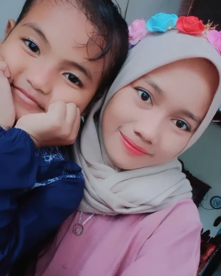 Noviiyyy2's tweet photo. Twitter aja ngucapin ultah, masa kalian ngga sih ? Hehe😉😁 https://t.co/TWODh0abxo