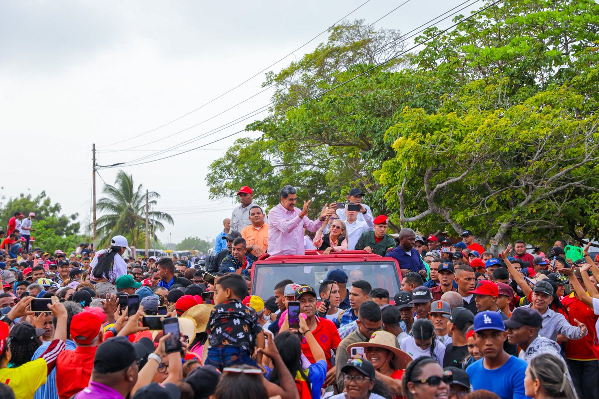 Cuando veo todo lo que hacemos, digo que sí es posible hacer los grandes cambios que Venezuela necesita en los años que están por venir, y solo nosotros podemos conducir ese proceso hacia la grandeza, la prosperidad, el bienestar y la Venezuela nueva, estos son los valores que…