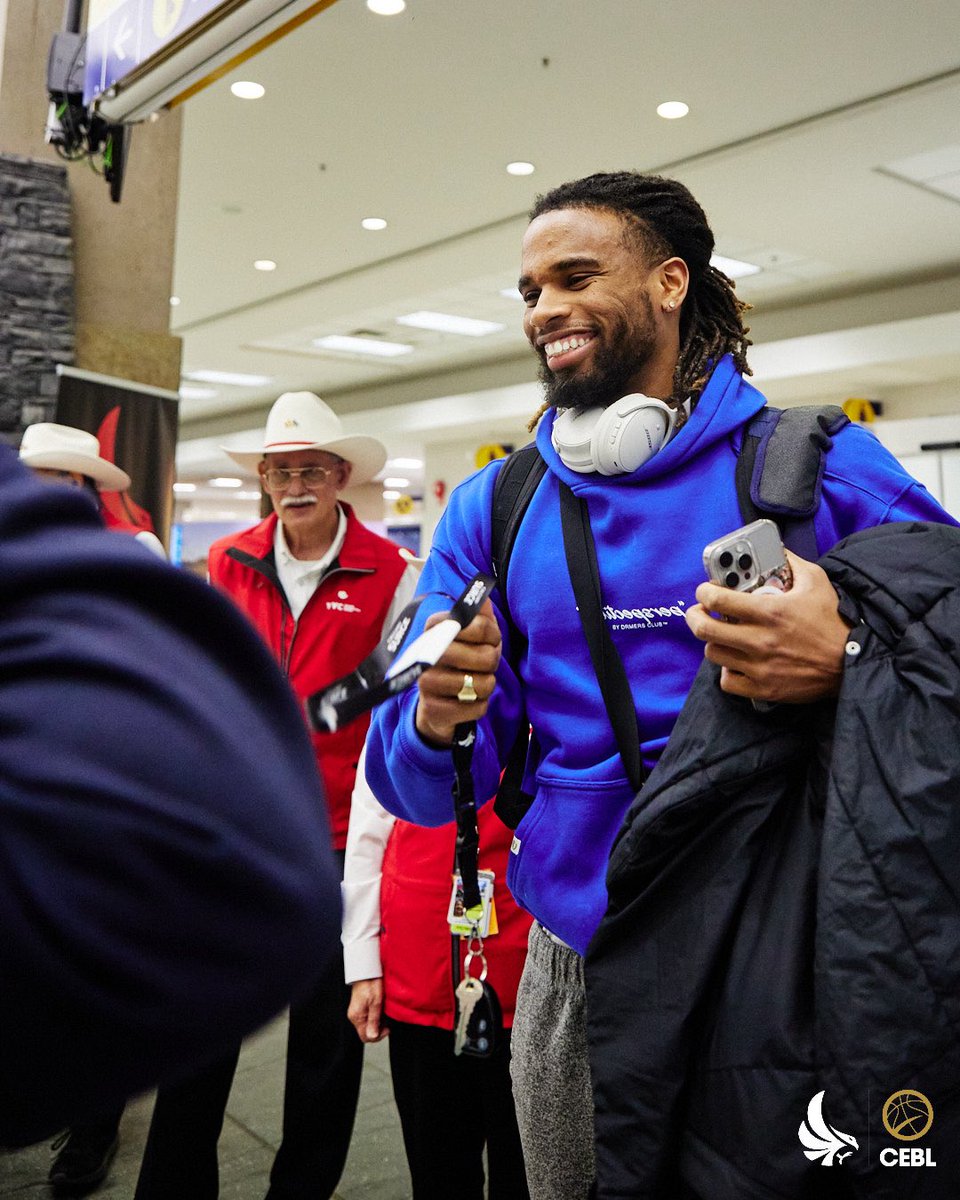 Guess who’s back, back again. 👀🤠 Thank you for the warm welcome, @FlyYYC! #HomeTeam