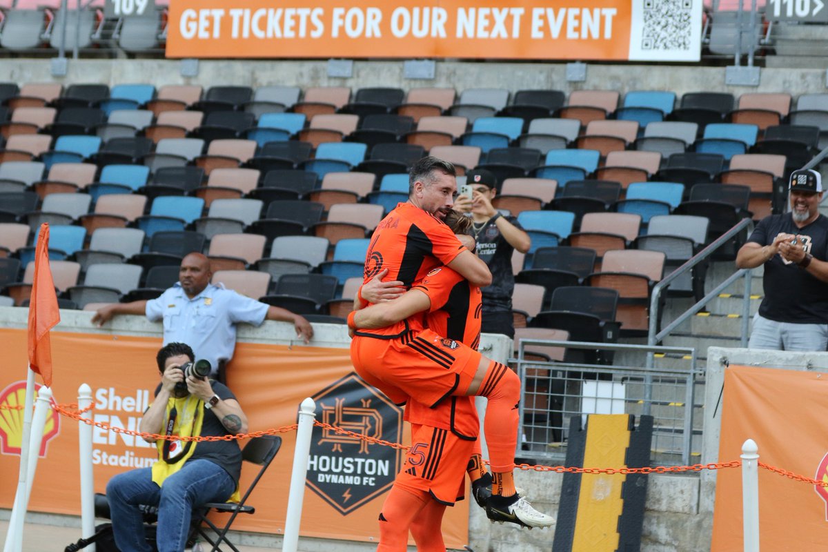 🟠⚫BE SOMEONE🔴⚪ tweet media