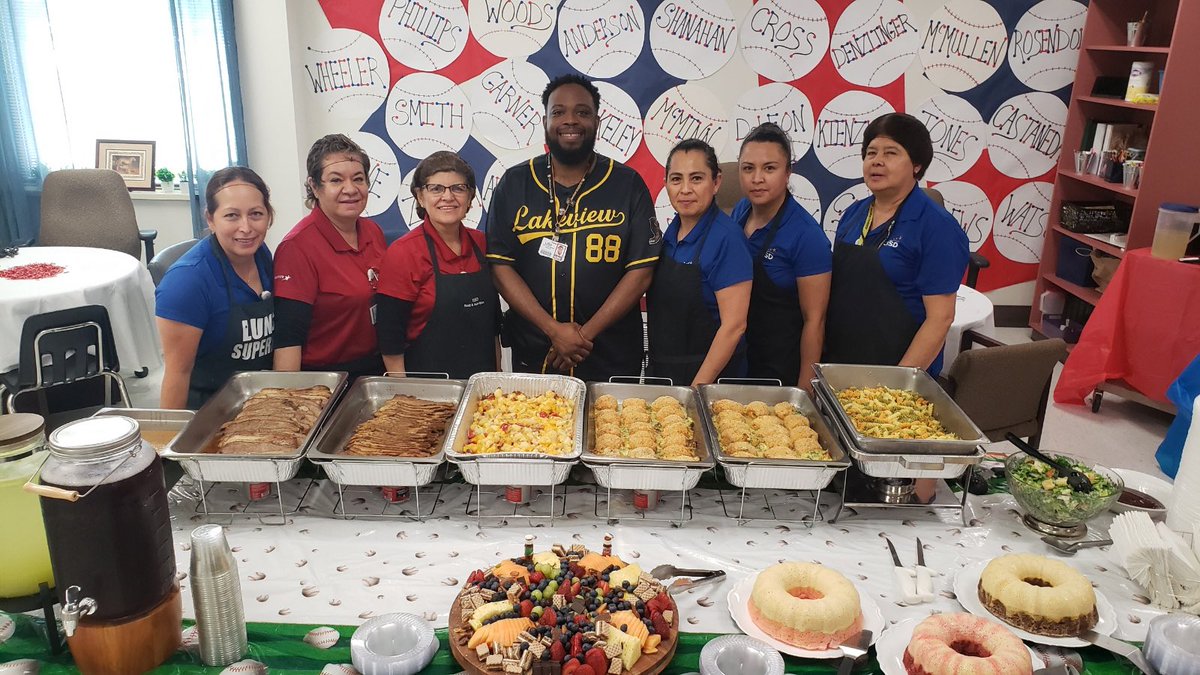 LakeviewMS's tweet photo. Thank you to “Fernandez’s Foodies” for providing lunch for our LVMS ALL STAR Staff… #LeaveALeopardPrint https://t.co/8fdyevh3iP
