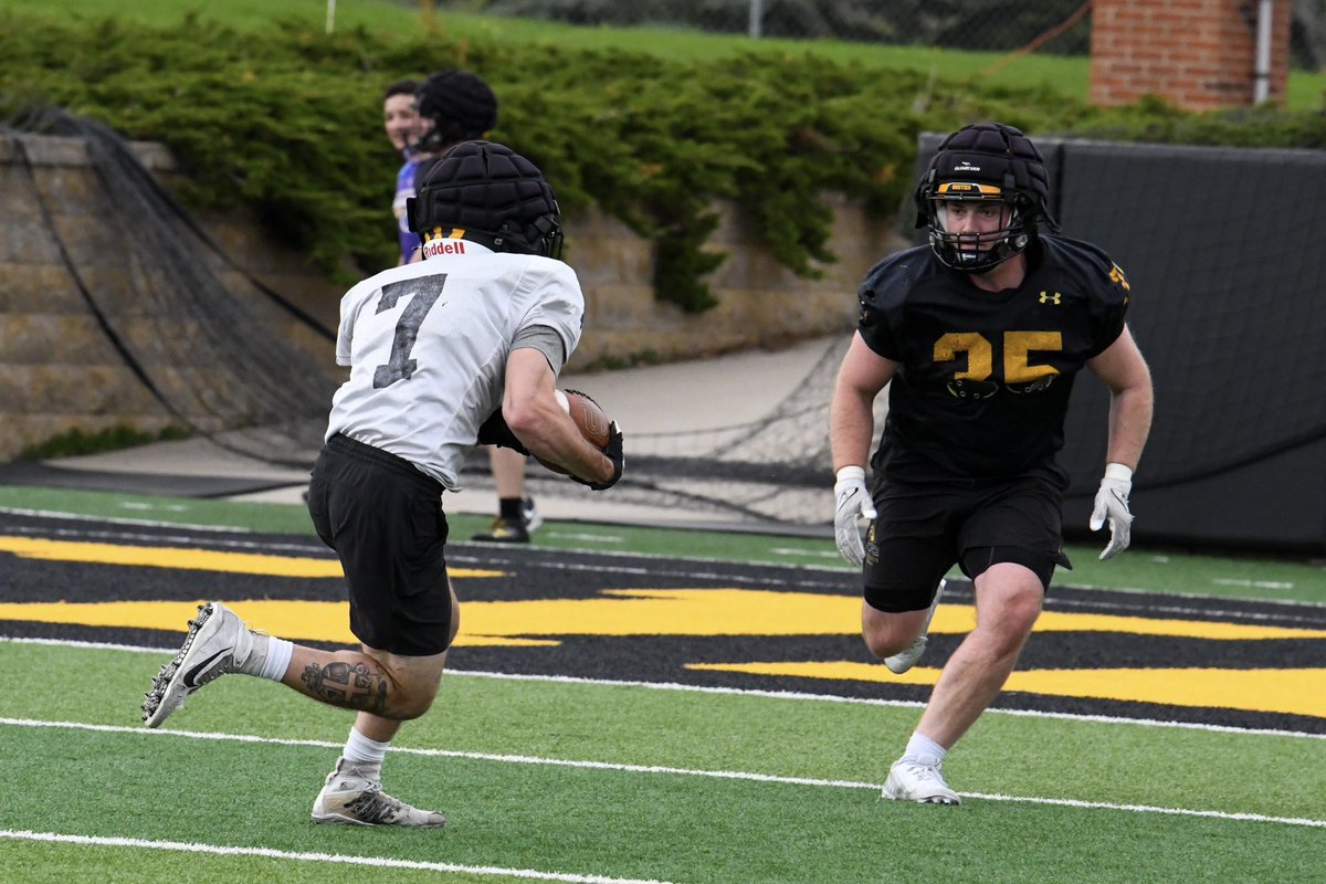 Spring Ball 📸

#GET