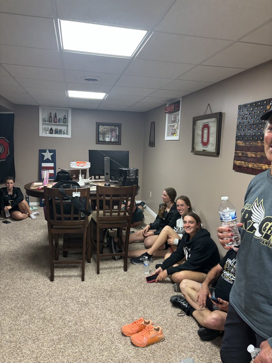 ParkwayAD's tweet photo. A huge thank you to Terry and Stephanie Monnin for allowing the Track &amp; Field Team of Parkway to stay in your basement until threatening weather passed! There is no conference as great as the MAC! https://t.co/jJ2LY3IbOL
