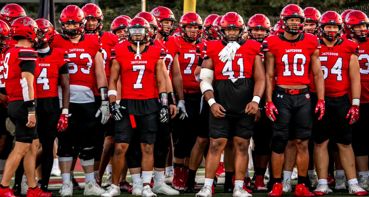 After a great conversation with @BrianBrown___ I am honored to receive an offer from Davidson College! @Scott_AbellFB @oclionsfootball @CoachC_C @mark_dutcher @AllegianceArch @Throw_2_Win @lqstrengthcoach @GregBiggins