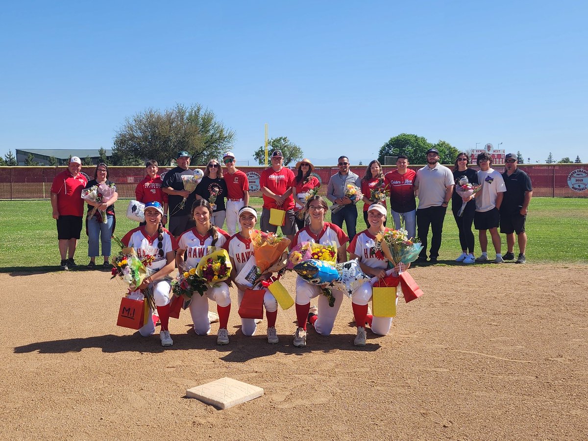 Varsity softball defeats Frontier on senior day 2-0. Both teams now are 9-2 in the SYRL. They will play Thursday at Frontier for the league championship. @KernHighNetwork @CifCentral