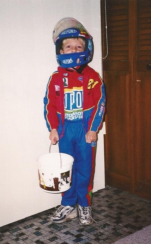 Put me in the 24 this weekend I got this, @JeffGordonWeb #NASCARThrowback