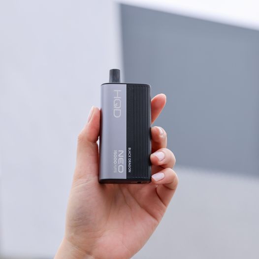 #HQD NEO #15000puffs  
🤍+🖤 
with screen display on top
.
.
.
❌Warning: The device is used with e-liquid which contains addictive chemical nicotine. For Adult use only.
#disposables #vapetricks #vaping #vapewholesale #vapor #followmypage #vapeshop #disposablepod #disposablevape