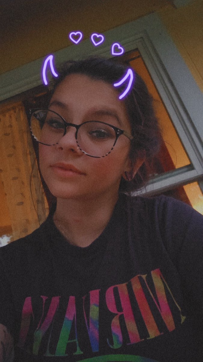 Even the mosquitoes are biting my neck 😈