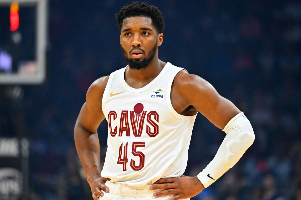 Hot Take: This franchise is better off trading Donovan Mitchell and this game proves it. Scores a ton of points but won’t win a title even with extension. Just saying. #Cavs