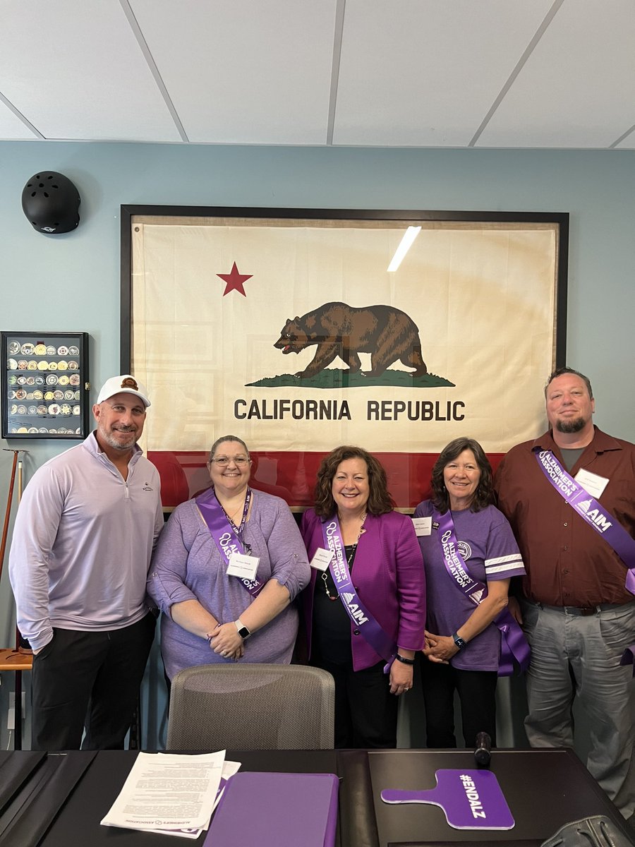 Thank you, @HeathFloraCA , for meeting with our group of @californiaalz advocates today! We hope, with Asm Kalra's support, that #CAleg will pass #SB639, #AB2680, #AB2689 to improve #Care4ALZ for Californians! Let's #ENDALZ! @AlzNorCalNorNev