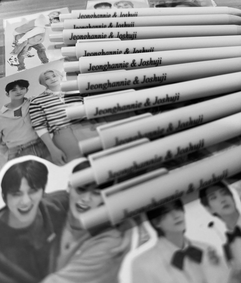 a surprise gift to our Kismets on May 19 🖋️🍂

11 days to go before we celebrate the friendship of JHHJ 🥰🧡
#UNMEI_JHHJ