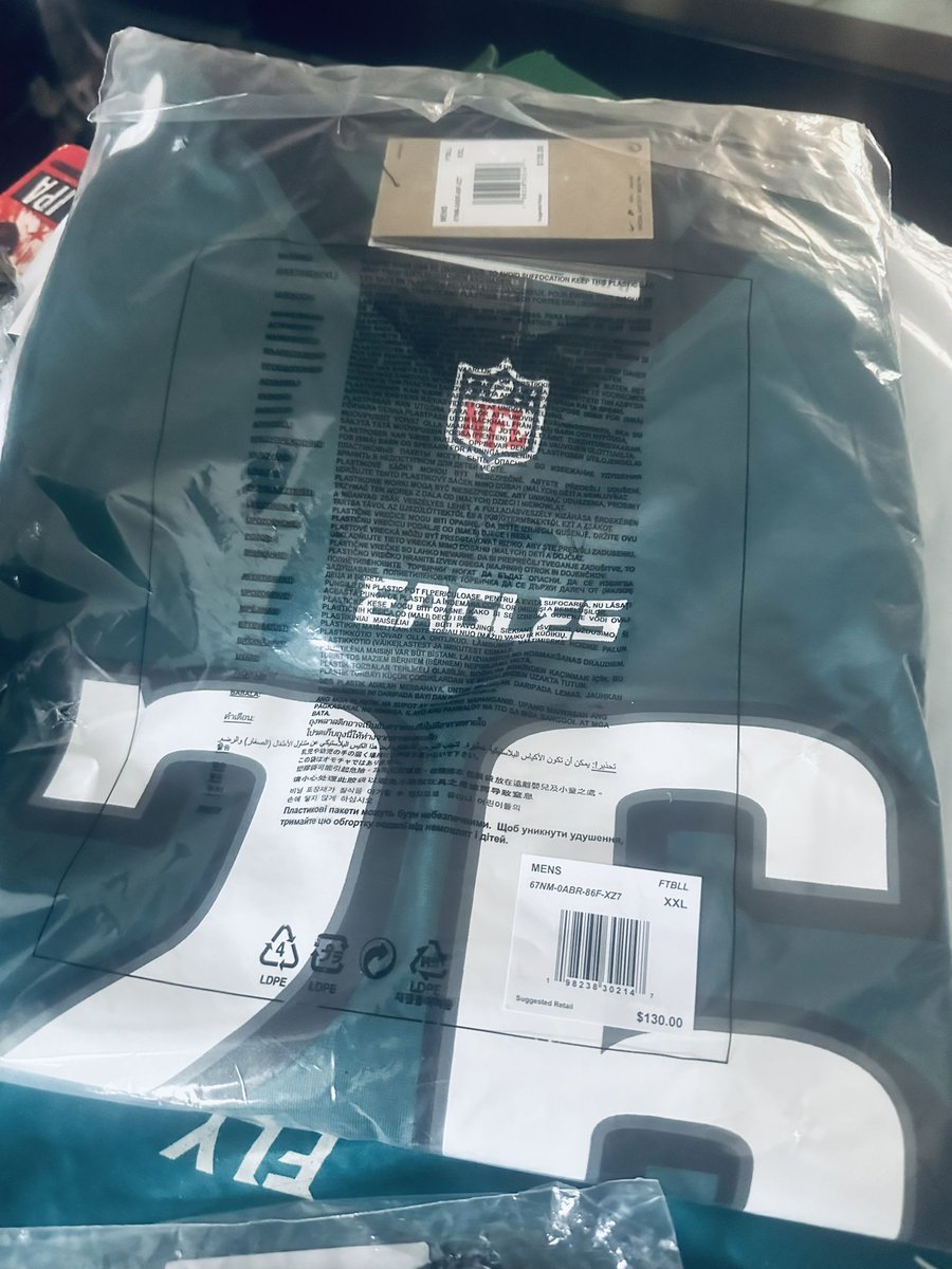 SuoBlaze's tweet photo. Yesssirr !! Doesnt get any better @saquon  🦅🦅 #FlyEaglesFly #WeAre🔵⚪️ https://t.co/pJc3dbc1gV