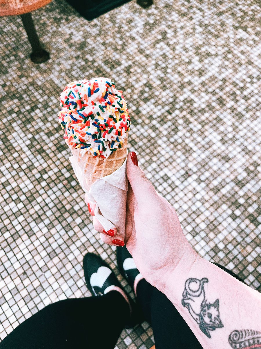 Chanell Karr tweet media