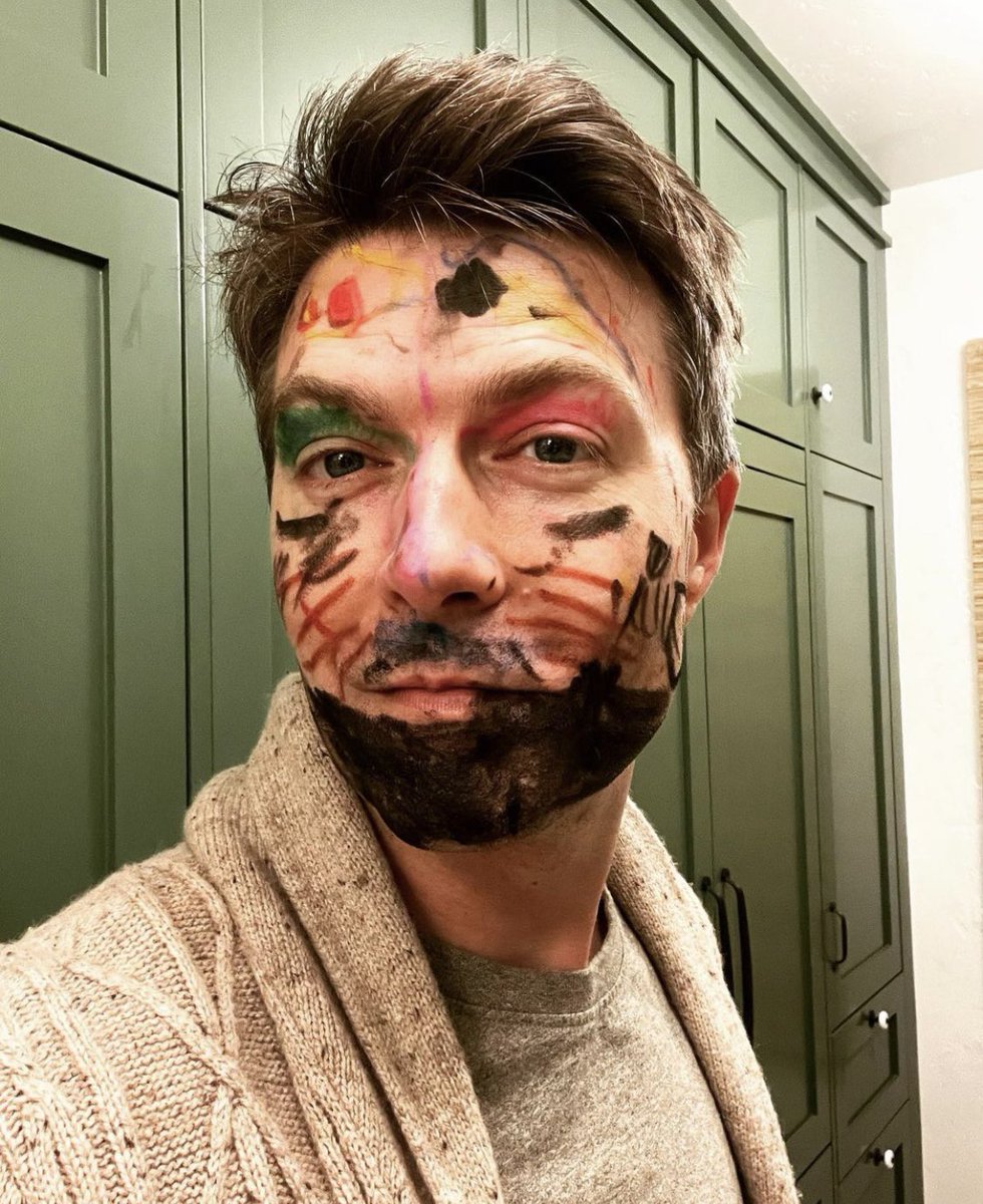 I wonder if <a href="/DariaTremaine/">Daria Sheppard | Parody</a> has some makeup remover I can borrow. I’m not sure I can pull off this look… 

But plus side, Blair thinks I “wook pwetty!”